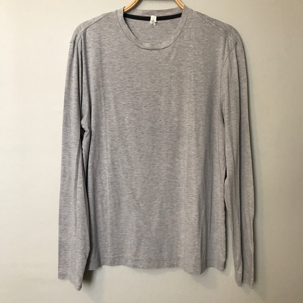 Men’s lululemon long sleeves